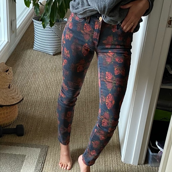7 For All Mankind jeans, rose print - Picture 7 of 9